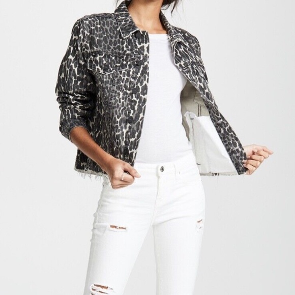 NEW MOTHER Jeans The Cut Drifter Denim Jacket in Spot On Greyscale